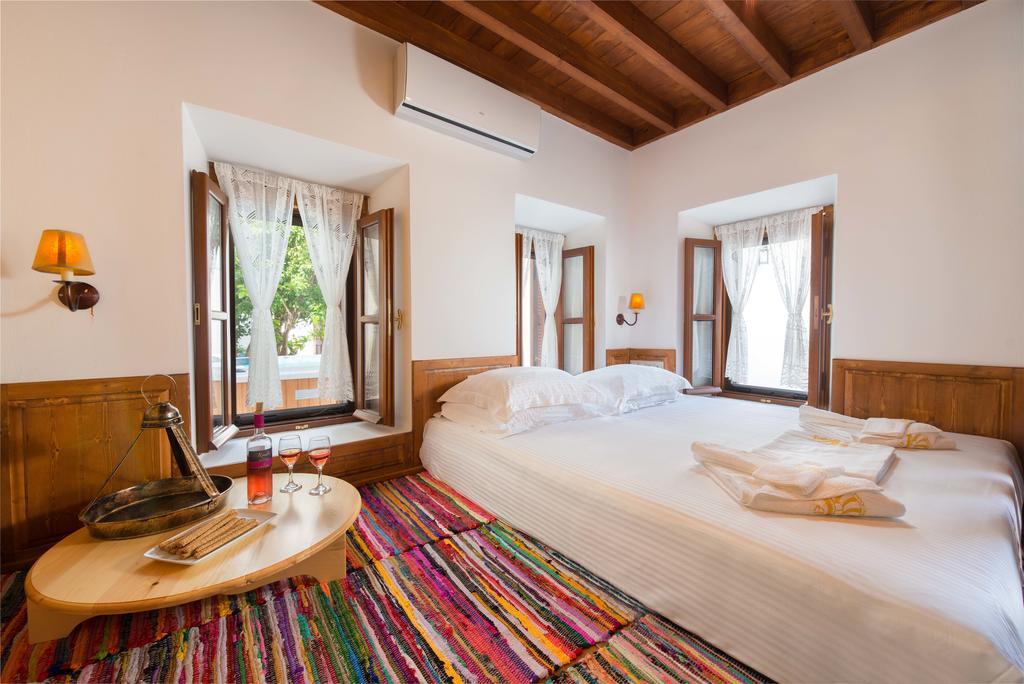 Villa Eftihia In Lindos Екстер'єр фото